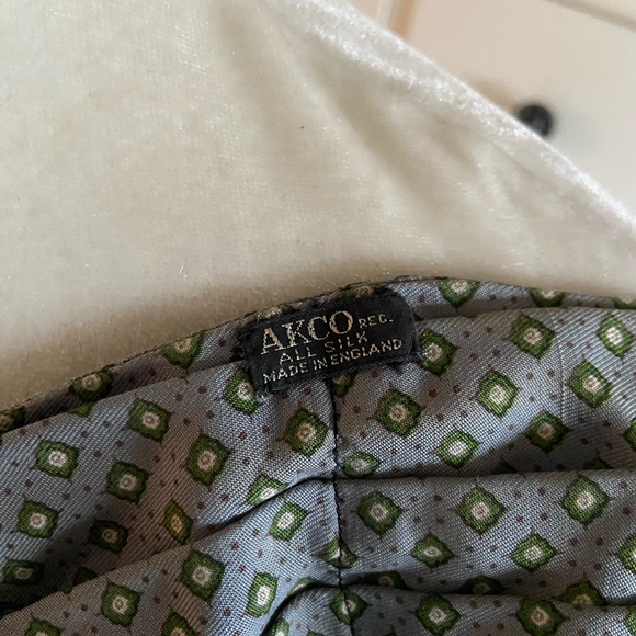 Akco - Picture 2 of 2